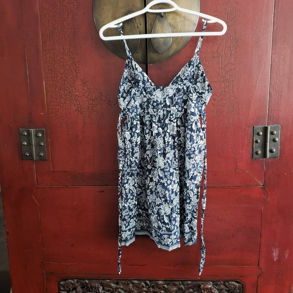 (NWOT) Adjustable Spaghetti Straps Blue White Floral Midi Sun Dress -Siz… - Picture 5 of 9